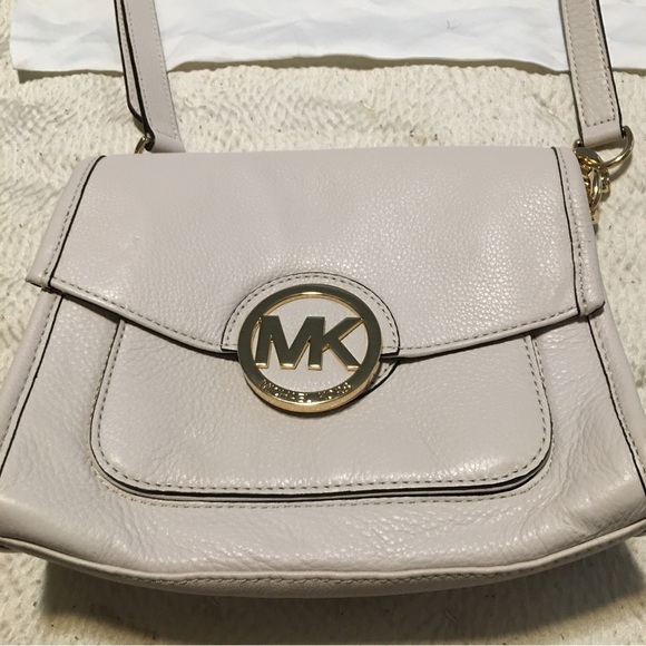 MK purse - Picture 4 of 8